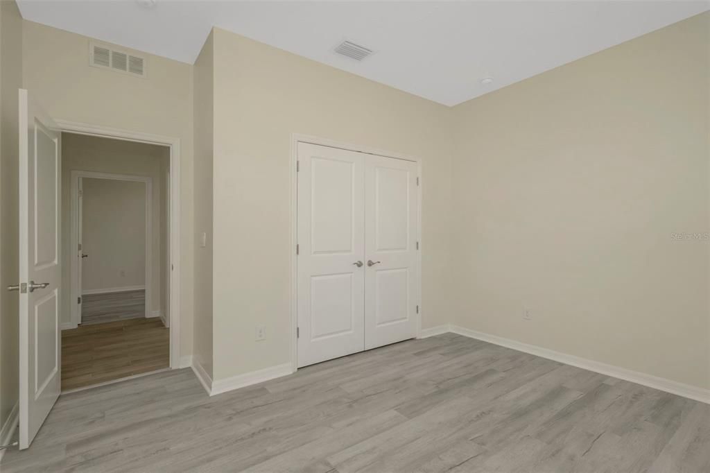 For Sale: $600,000 (5 beds, 3 baths, 2237 Square Feet)