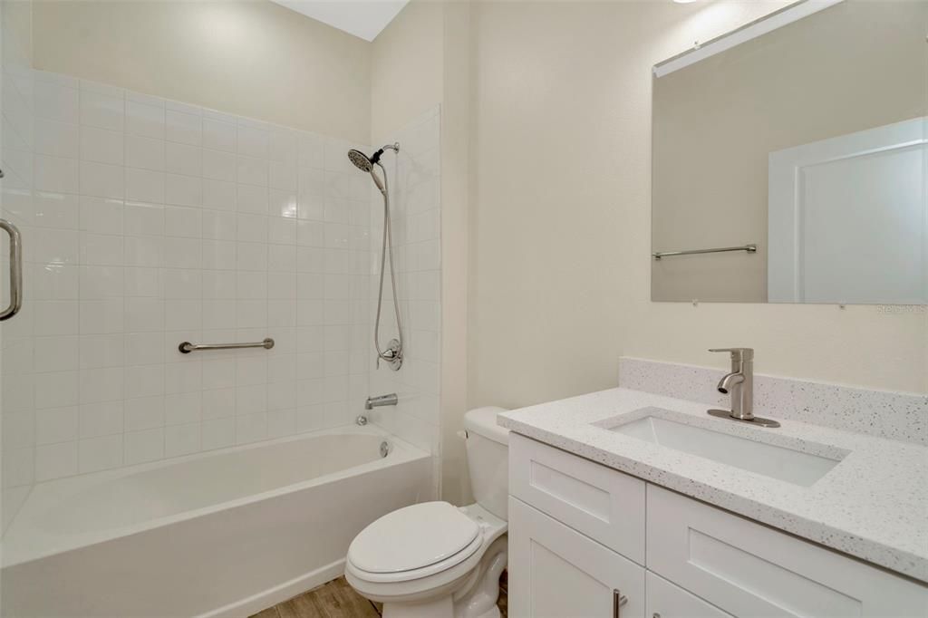 For Sale: $600,000 (5 beds, 3 baths, 2237 Square Feet)