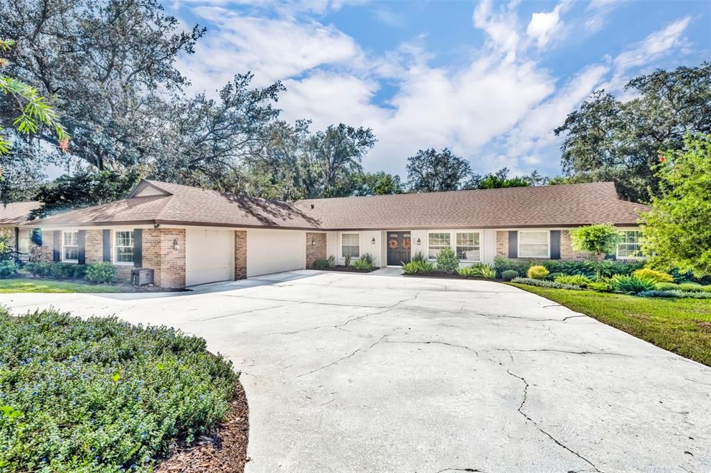 Recently Sold: $719,000 (4 beds, 2 baths, 2475 Square Feet)