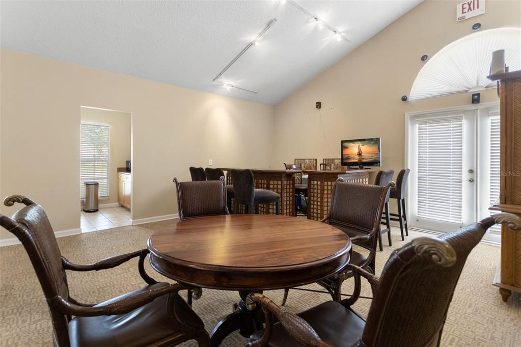 For Rent: $1,600 (2 beds, 2 baths, 900 Square Feet)