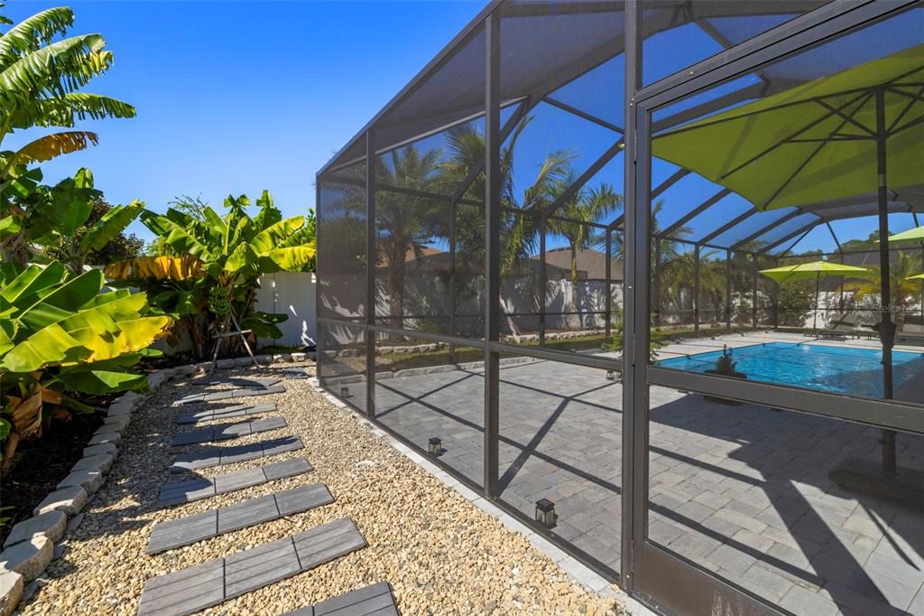 For Sale: $699,900 (4 beds, 3 baths, 3100 Square Feet)