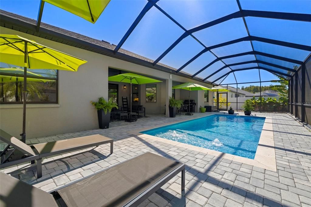 For Sale: $699,900 (4 beds, 3 baths, 3100 Square Feet)