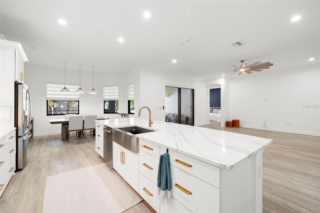 For Sale: $699,900 (4 beds, 3 baths, 3100 Square Feet)