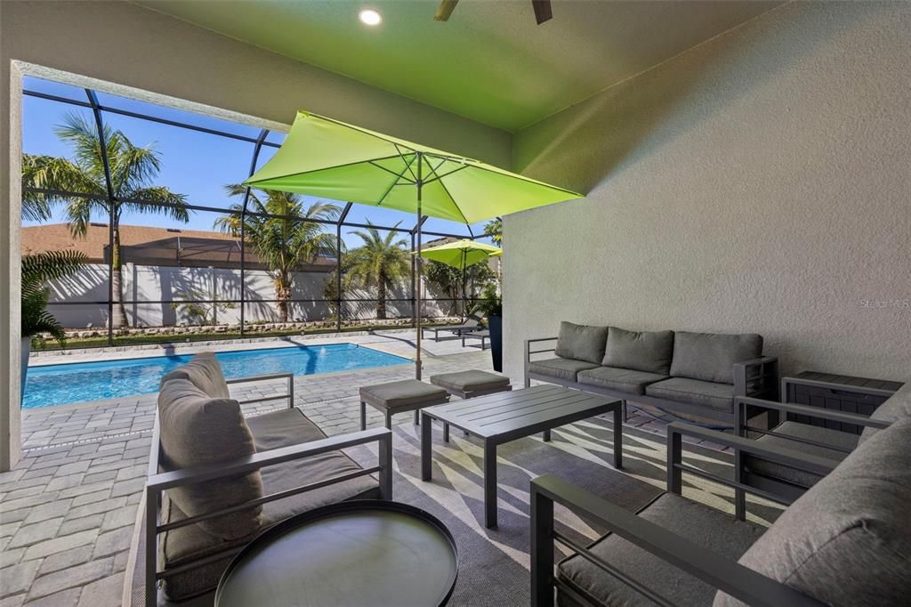 For Sale: $699,900 (4 beds, 3 baths, 3100 Square Feet)