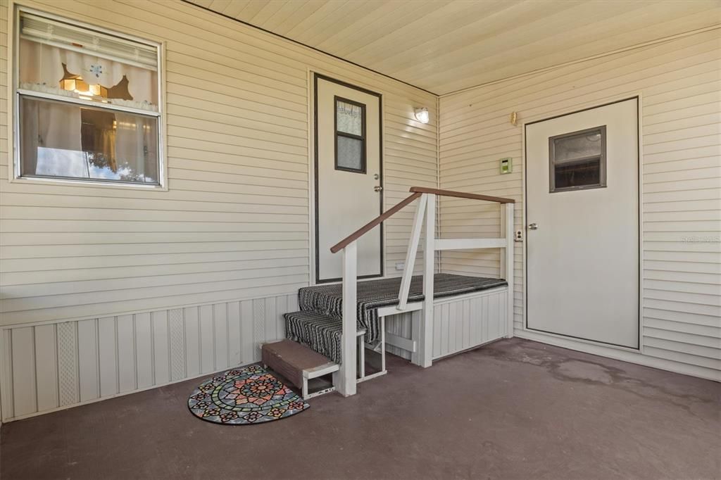 待售: $89,900 (2 贝兹, 2 浴室, 840 平方英尺)