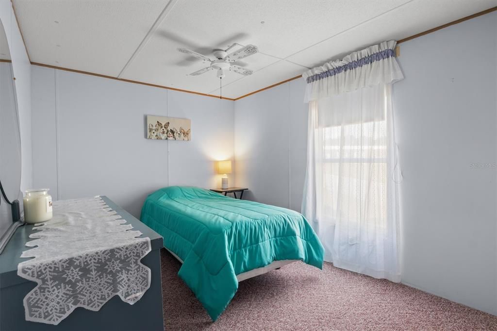 待售: $89,900 (2 贝兹, 2 浴室, 840 平方英尺)