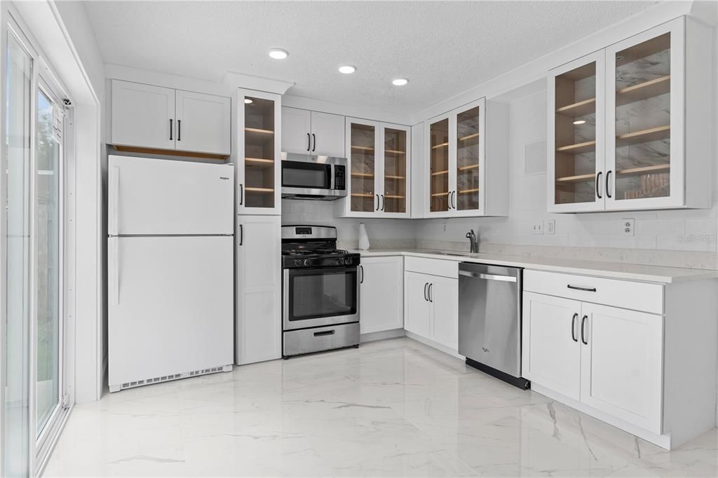 出租: $1,900 (3 贝兹, 2 浴室, 1288 平方英尺)