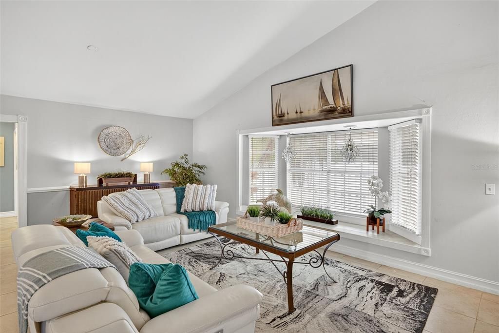 For Sale: $479,900 (3 beds, 2 baths, 2137 Square Feet)