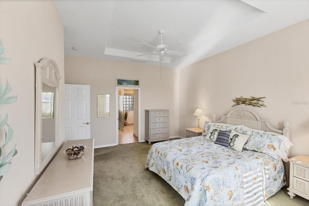 For Sale: $415,000 (3 beds, 2 baths, 1621 Square Feet)