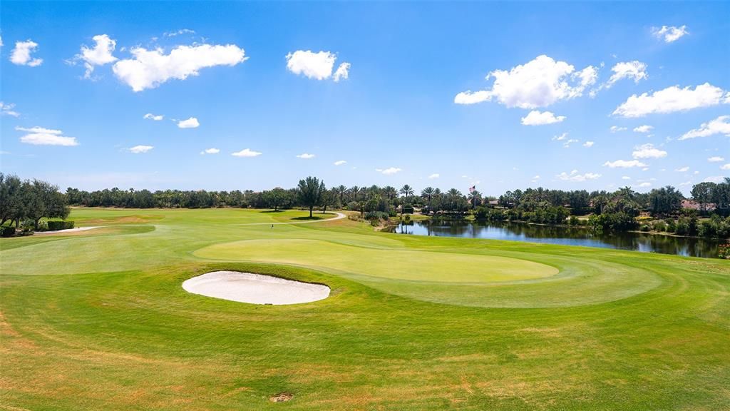 合同活跃: $365,000 (2 贝兹, 2 浴室, 1528 平方英尺)