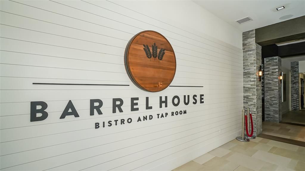 合同活跃: $365,000 (2 贝兹, 2 浴室, 1528 平方英尺)