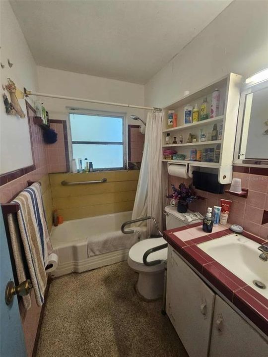 En Venta: $99,000 (2 camas, 1 baños, 814 Pies cuadrados)