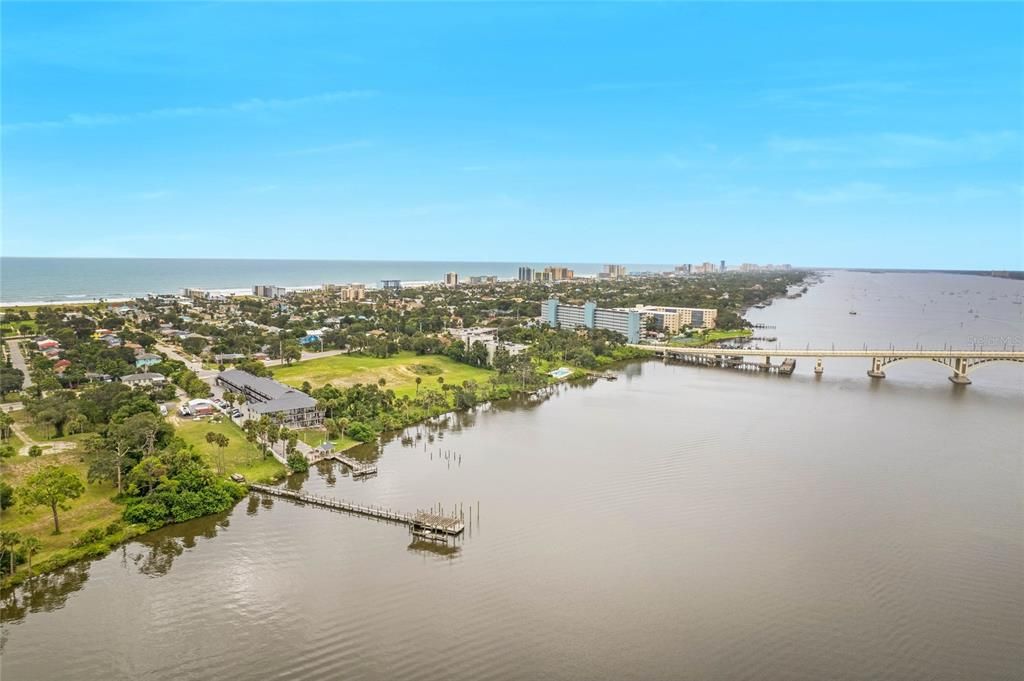 На продажу: $105,000 (2 спален, 1 ванн, 999 Квадратных фут)