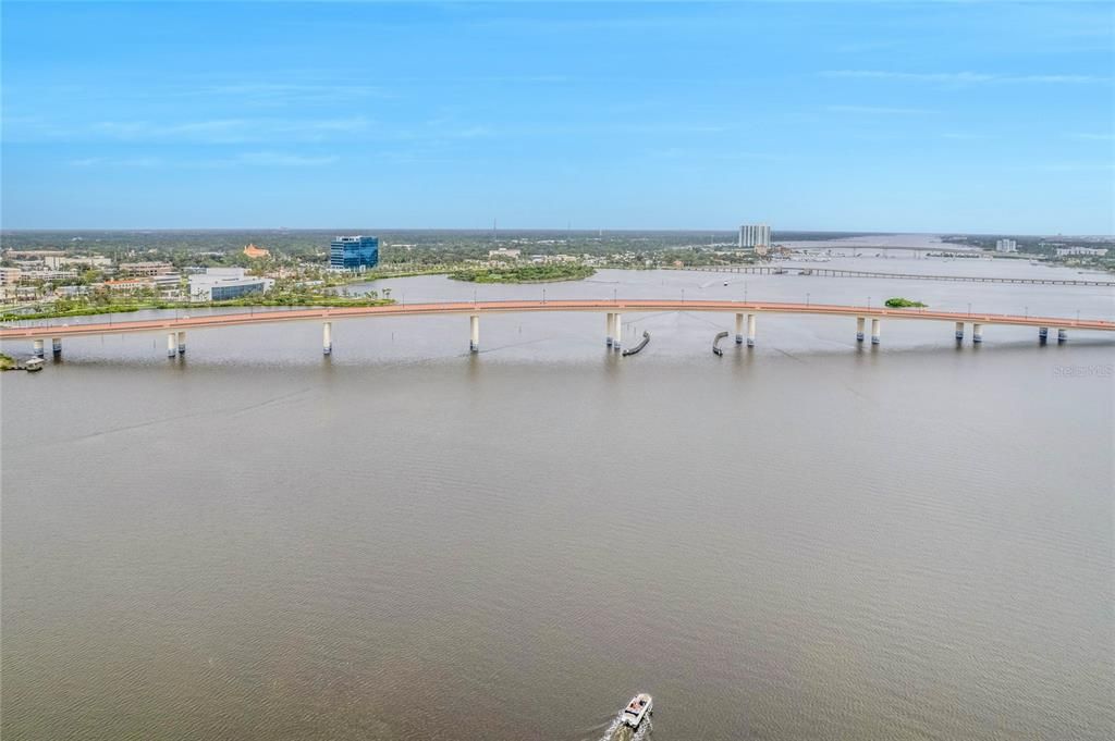 На продажу: $105,000 (2 спален, 1 ванн, 999 Квадратных фут)