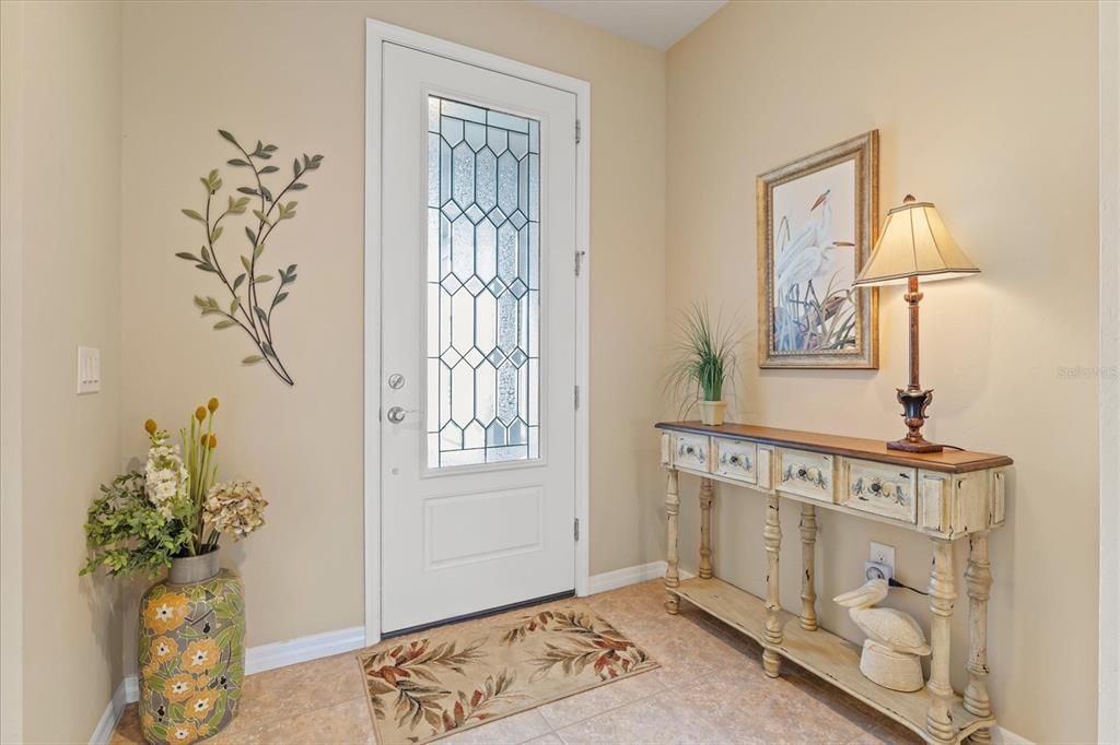 For Sale: $550,000 (2 beds, 2 baths, 1861 Square Feet)