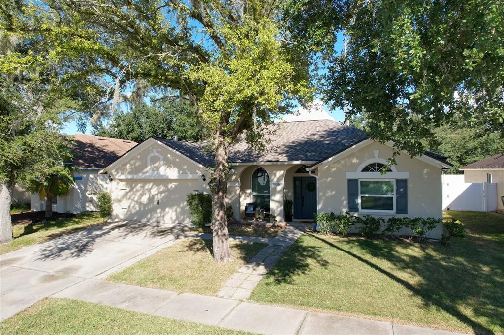 For Sale: $439,000 (4 beds, 3 baths, 2242 Square Feet)