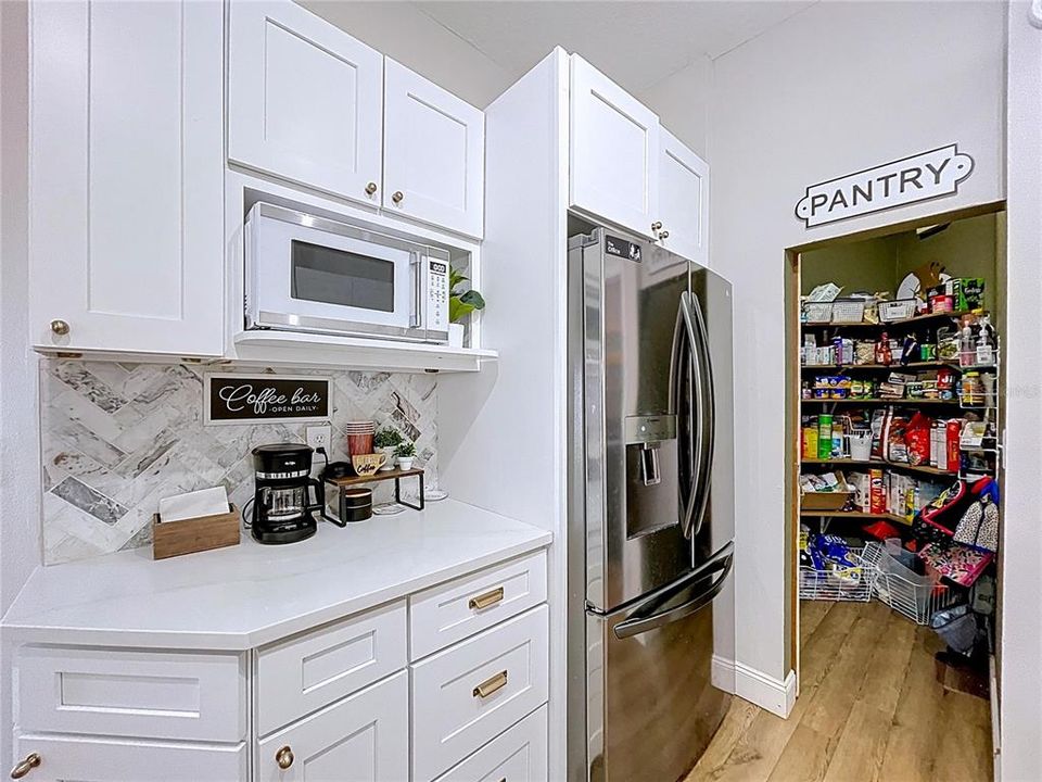 For Sale: $439,000 (4 beds, 3 baths, 2242 Square Feet)