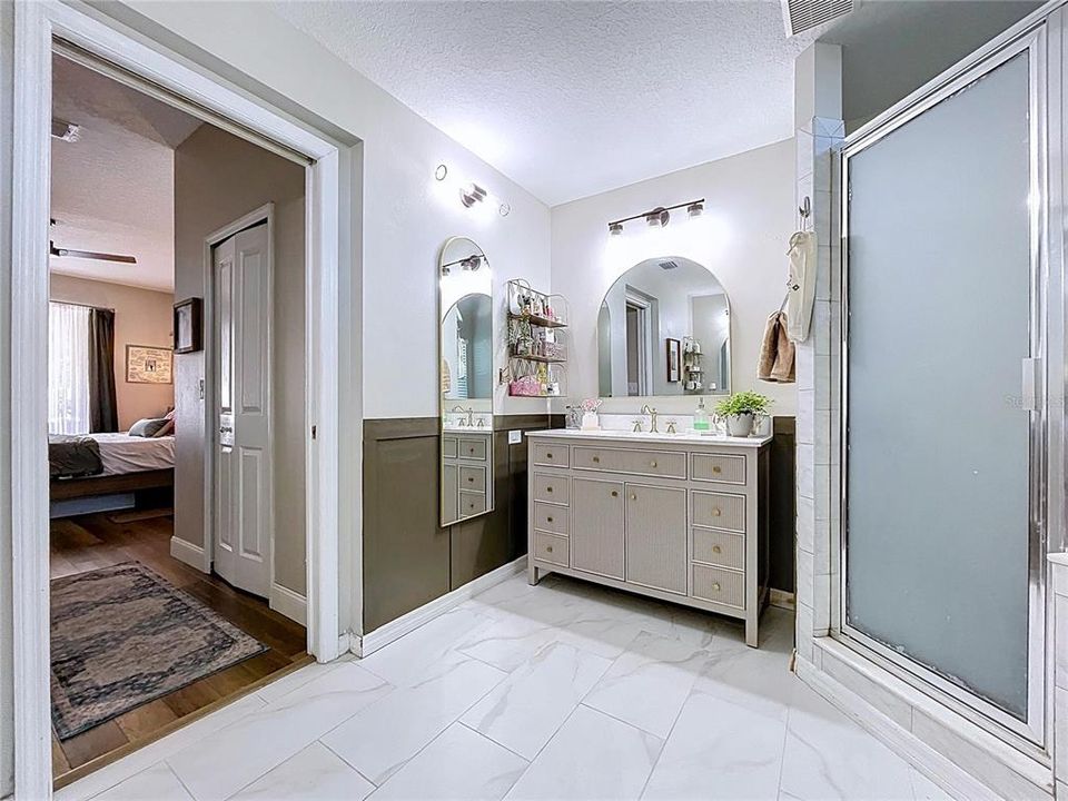 For Sale: $439,000 (4 beds, 3 baths, 2242 Square Feet)