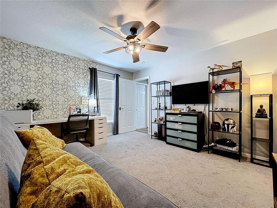 For Sale: $439,000 (4 beds, 3 baths, 2242 Square Feet)