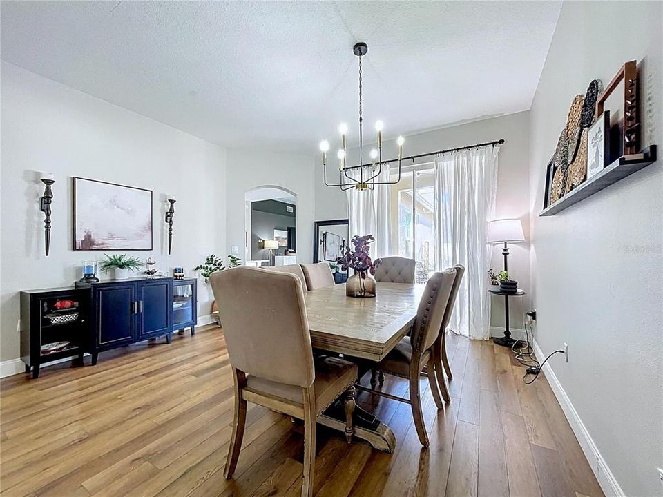 For Sale: $439,000 (4 beds, 3 baths, 2242 Square Feet)