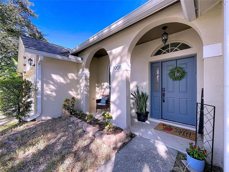 For Sale: $439,000 (4 beds, 3 baths, 2242 Square Feet)