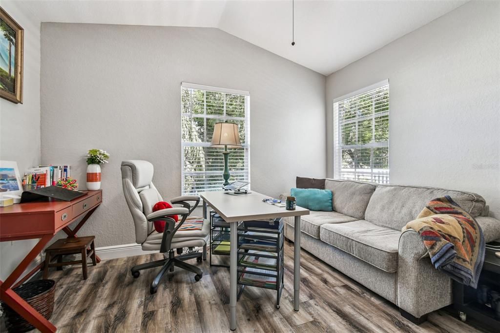 待售: $305,000 (3 贝兹, 2 浴室, 1624 平方英尺)