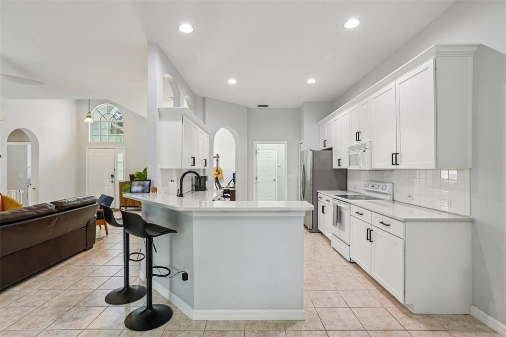 Activo con contrato: $564,000 (3 camas, 2 baños, 1783 Pies cuadrados)