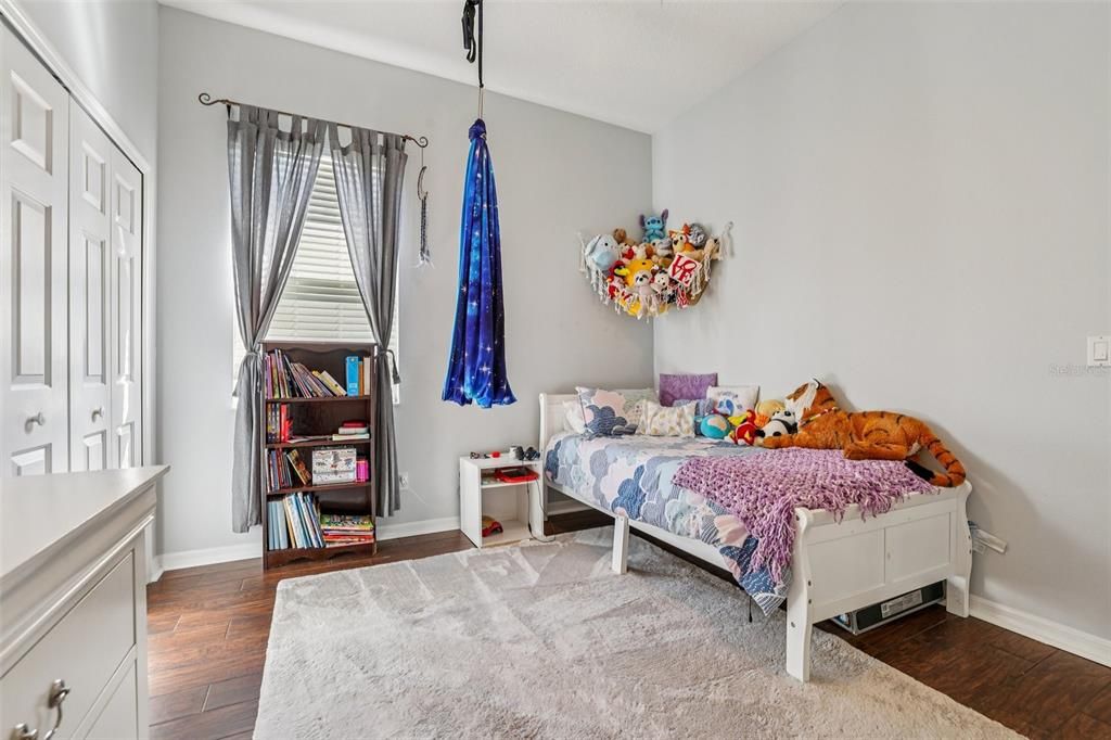 Activo con contrato: $564,000 (3 camas, 2 baños, 1783 Pies cuadrados)