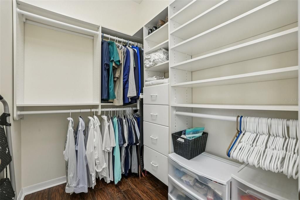 Activo con contrato: $564,000 (3 camas, 2 baños, 1783 Pies cuadrados)