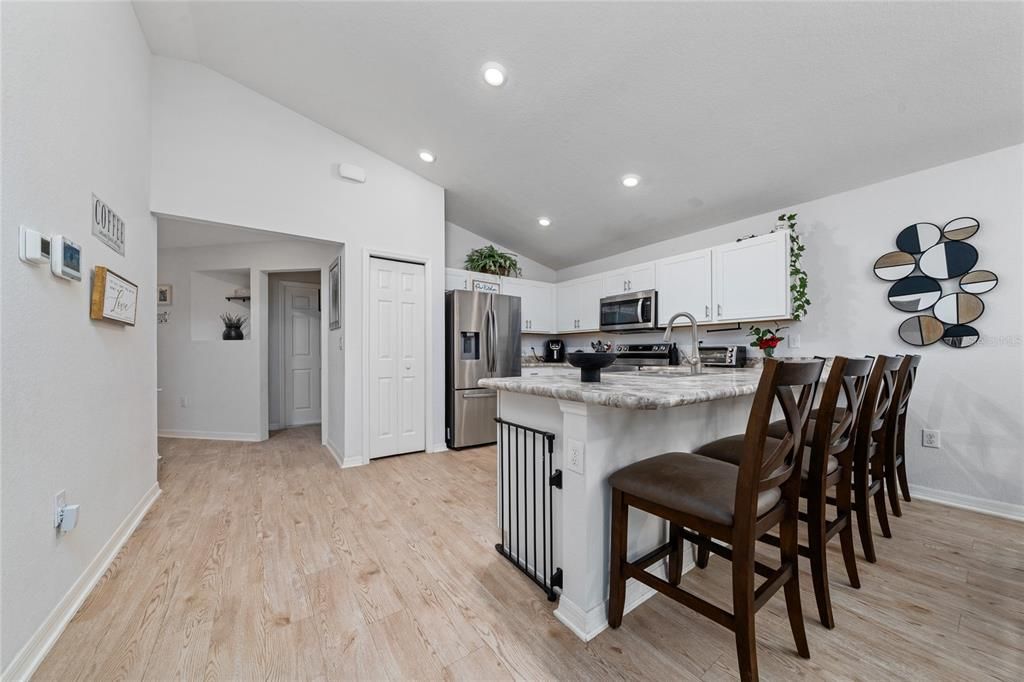 For Rent: $2,200 (3 beds, 2 baths, 1506 Square Feet)