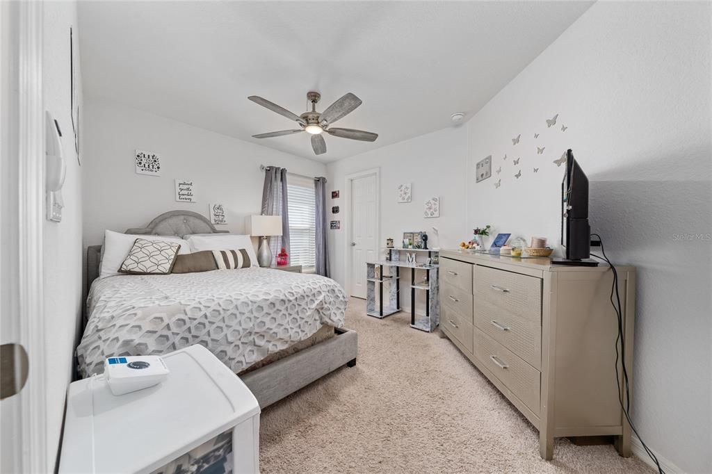 For Rent: $2,200 (3 beds, 2 baths, 1506 Square Feet)