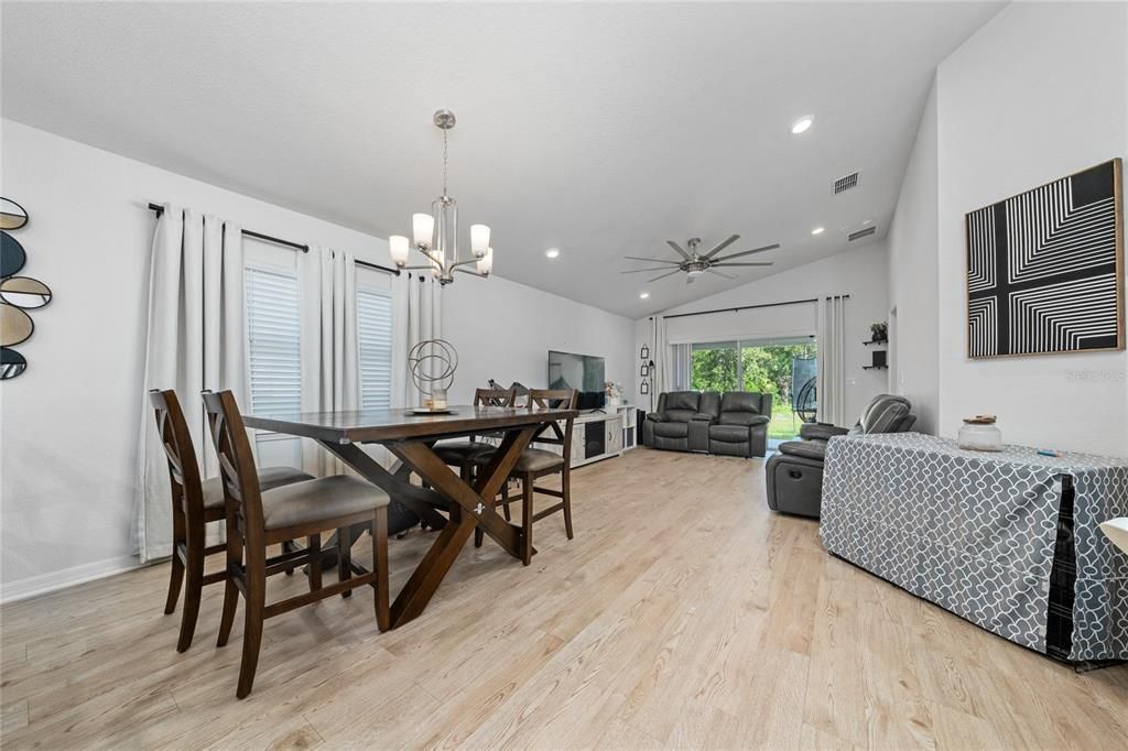 For Rent: $2,200 (3 beds, 2 baths, 1506 Square Feet)