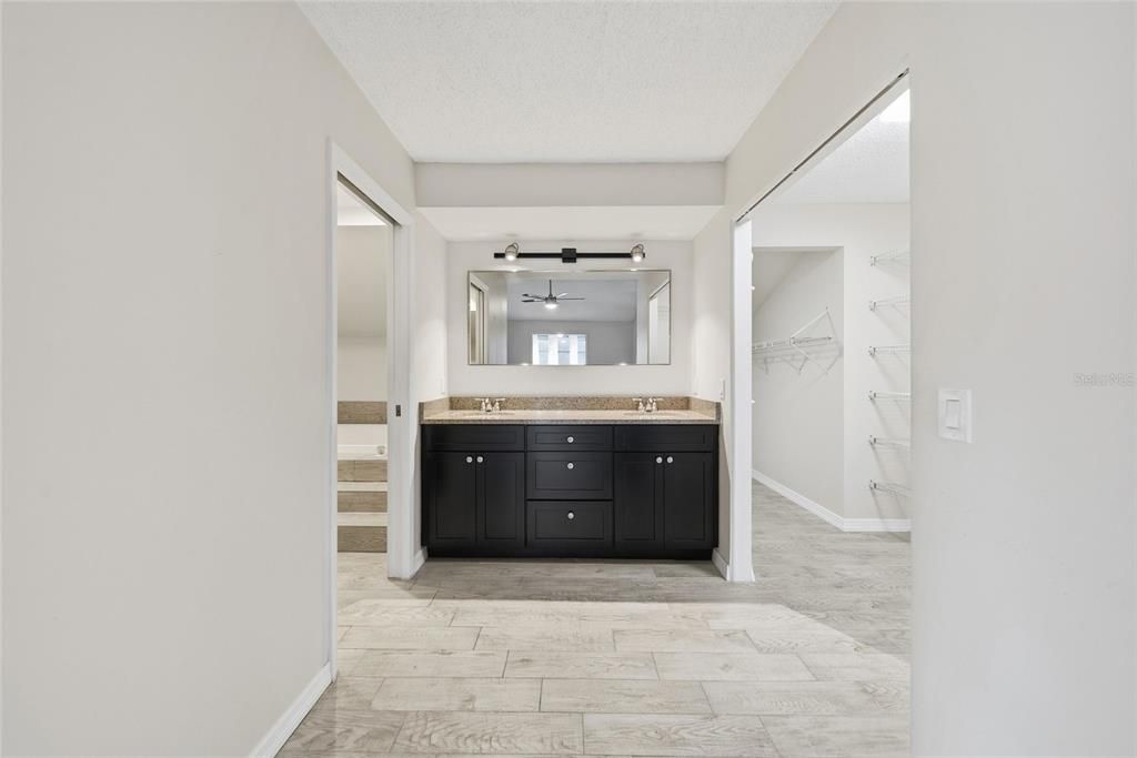 Active With Contract: $750,000 (6 beds, 3 baths, 3672 Square Feet)