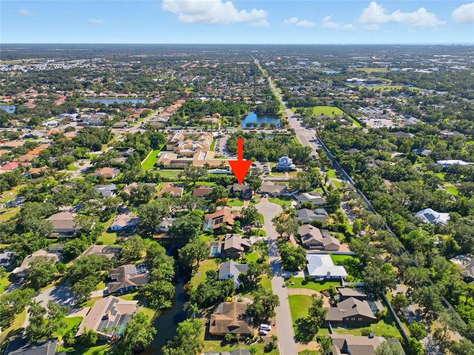 Active With Contract: $750,000 (6 beds, 3 baths, 3672 Square Feet)