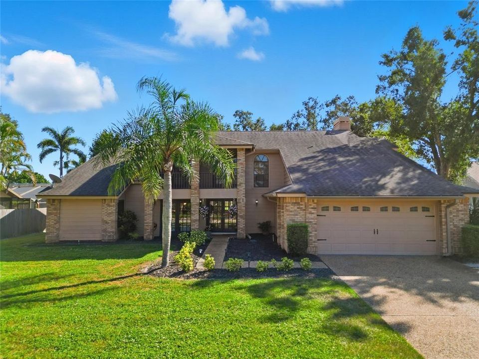 Active With Contract: $750,000 (6 beds, 3 baths, 3672 Square Feet)