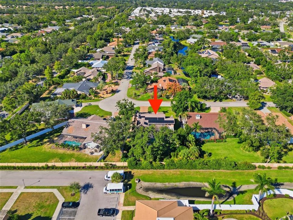 Active With Contract: $750,000 (6 beds, 3 baths, 3672 Square Feet)