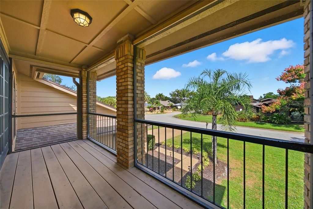 Active With Contract: $750,000 (6 beds, 3 baths, 3672 Square Feet)