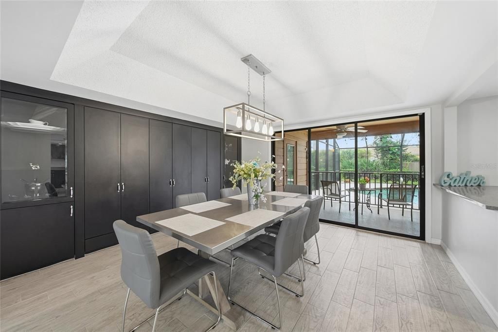 Active With Contract: $750,000 (6 beds, 3 baths, 3672 Square Feet)