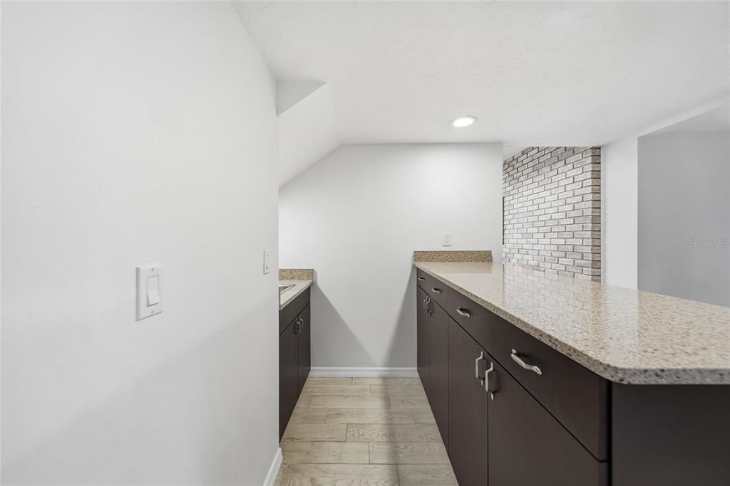 Active With Contract: $750,000 (6 beds, 3 baths, 3672 Square Feet)