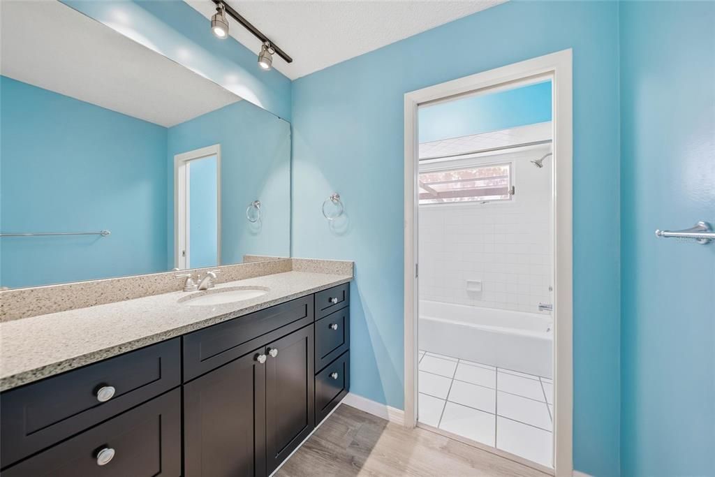 Active With Contract: $750,000 (6 beds, 3 baths, 3672 Square Feet)