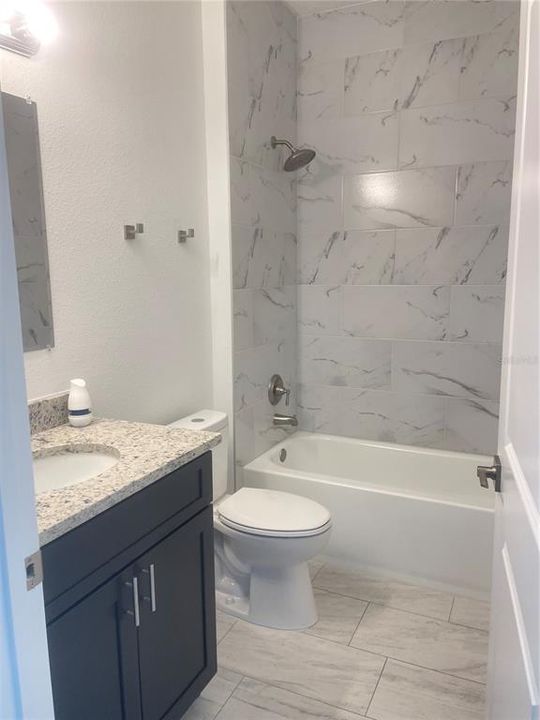 For Sale: $315,000 (4 beds, 3 baths, 1827 Square Feet)