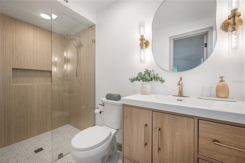 Active With Contract: $539,900 (3 beds, 2 baths, 1496 Square Feet)