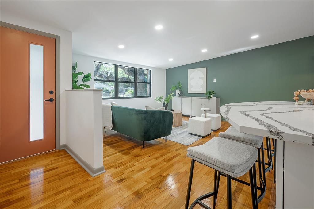 Active With Contract: $539,900 (3 beds, 2 baths, 1496 Square Feet)