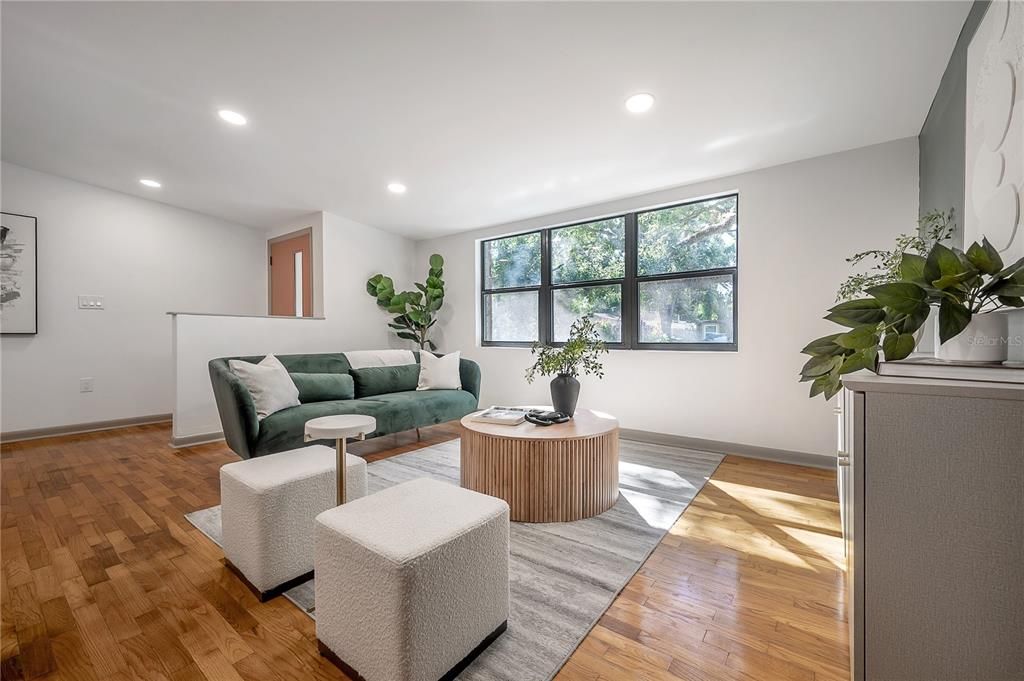 Active With Contract: $539,900 (3 beds, 2 baths, 1496 Square Feet)