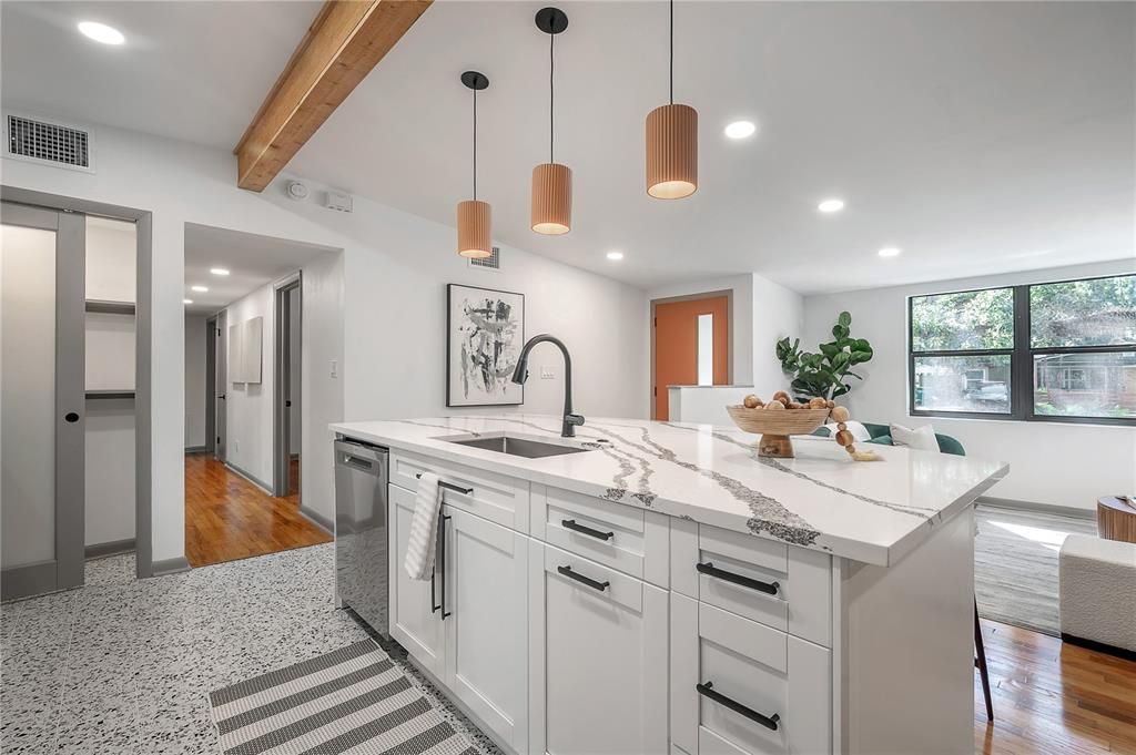 Active With Contract: $539,900 (3 beds, 2 baths, 1496 Square Feet)