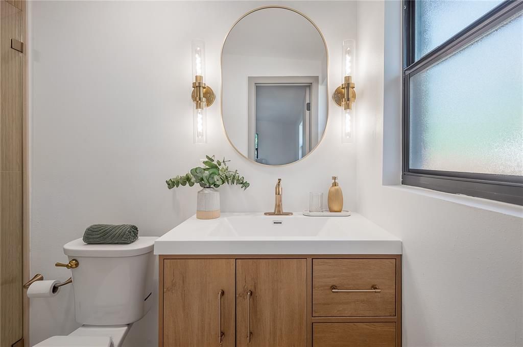 Active With Contract: $539,900 (3 beds, 2 baths, 1496 Square Feet)