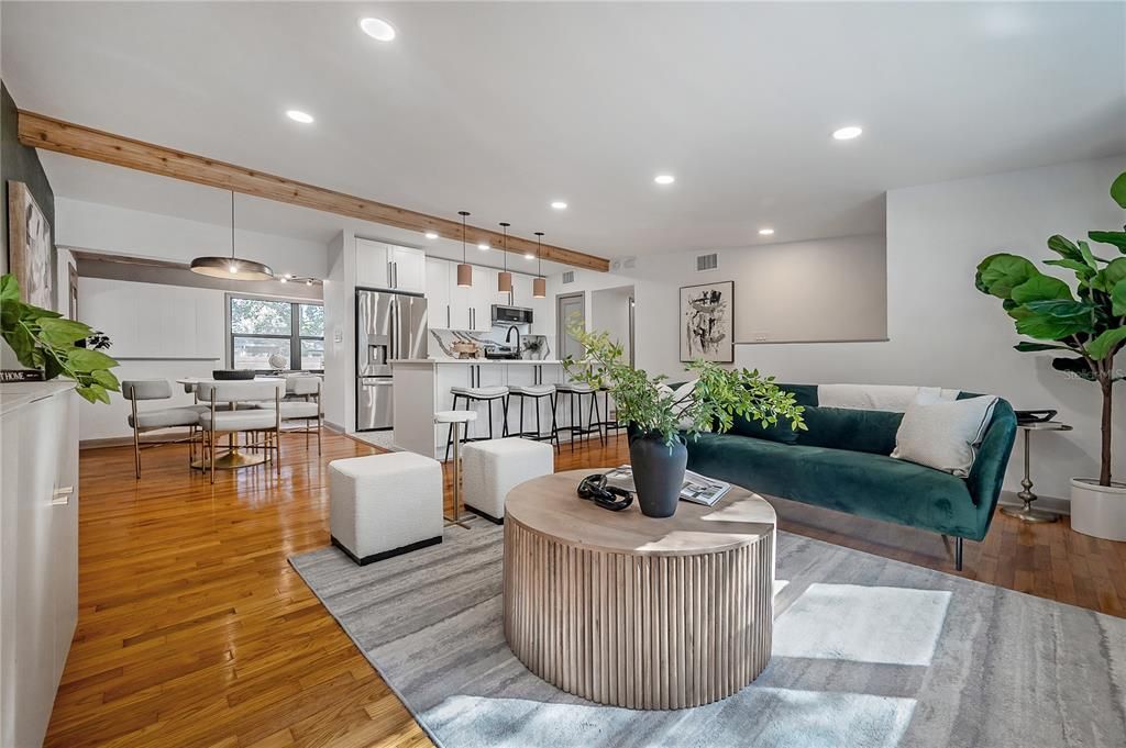 Active With Contract: $539,900 (3 beds, 2 baths, 1496 Square Feet)