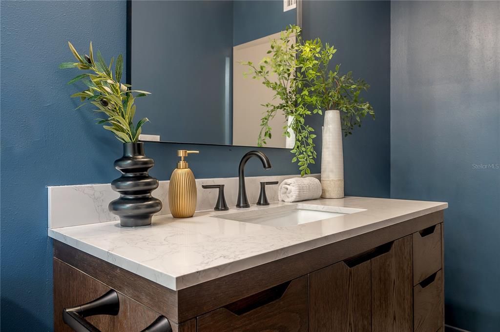 Active With Contract: $539,900 (3 beds, 2 baths, 1496 Square Feet)