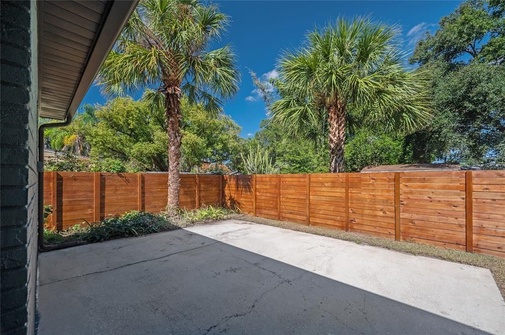 Active With Contract: $539,900 (3 beds, 2 baths, 1496 Square Feet)