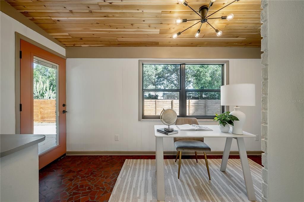 Active With Contract: $539,900 (3 beds, 2 baths, 1496 Square Feet)